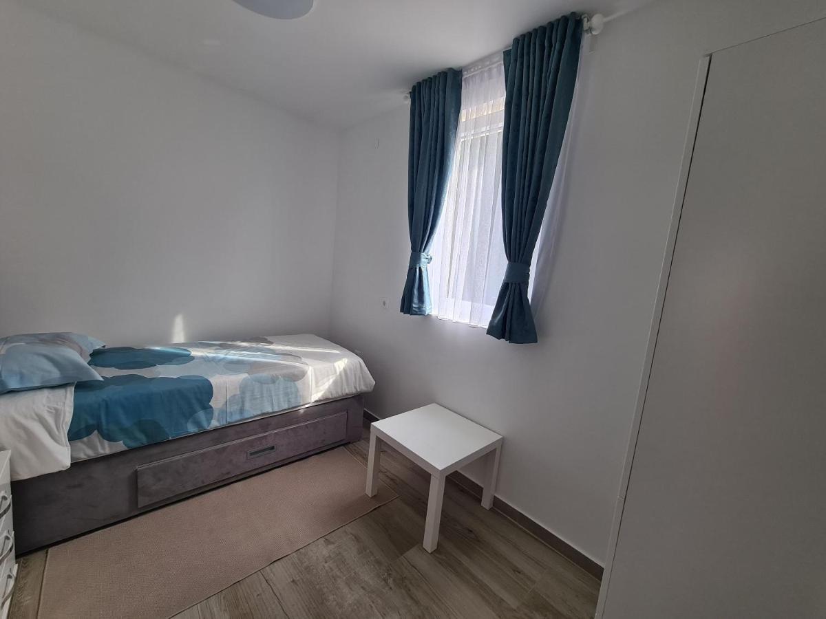 Apartments Elizabeta Драмал Екстериор снимка