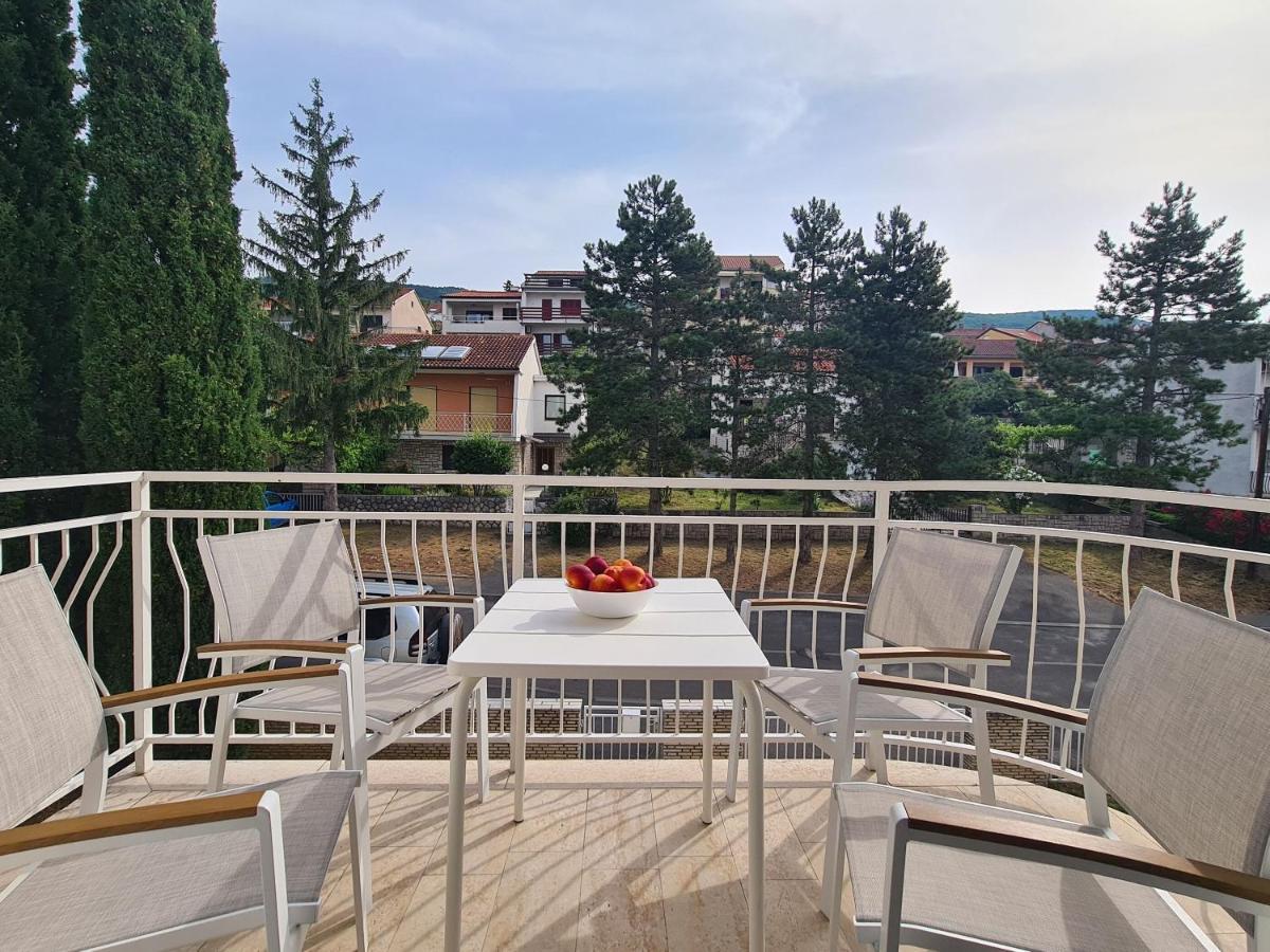 Apartments Elizabeta Драмал Екстериор снимка