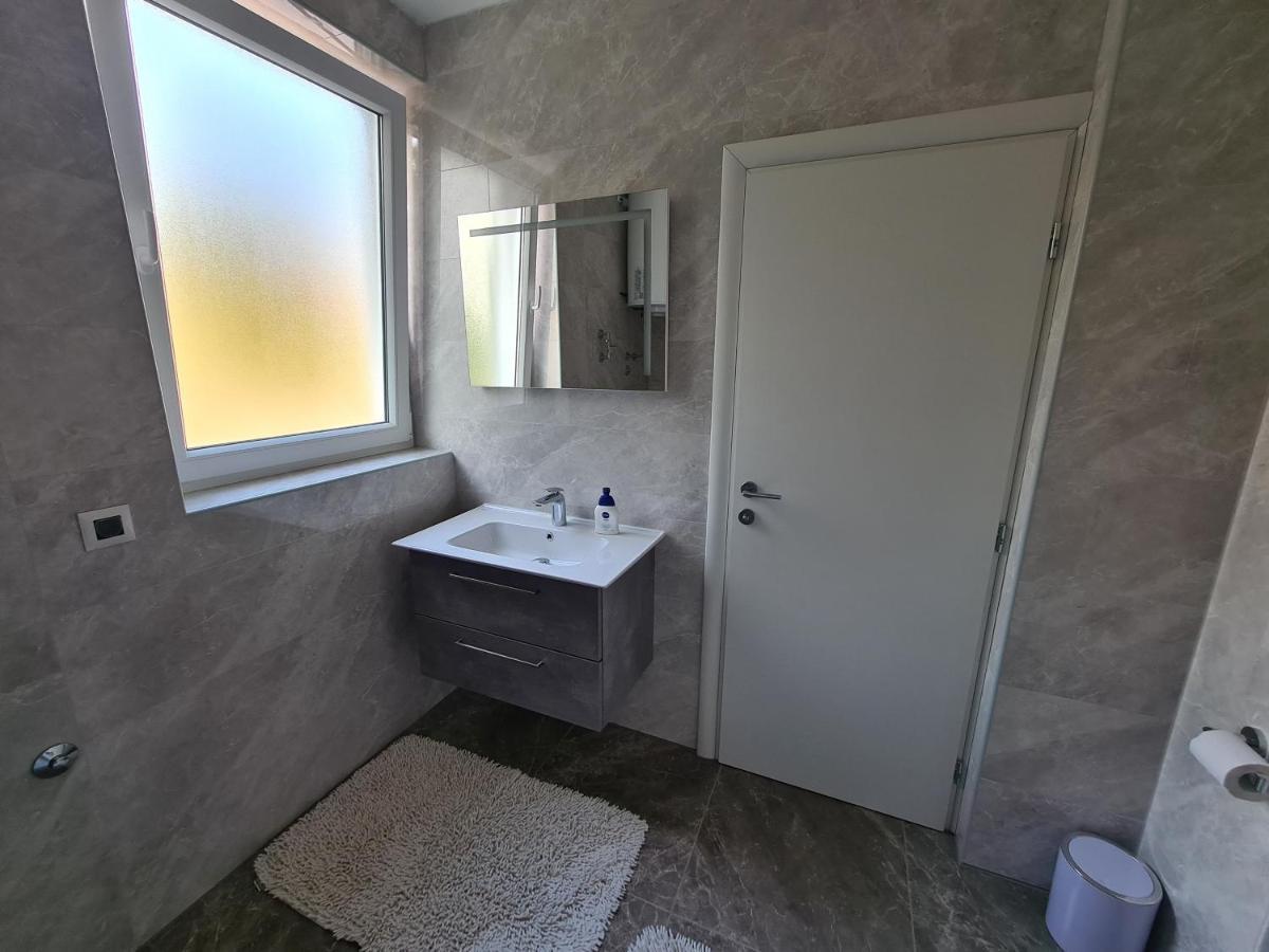 Apartments Elizabeta Драмал Екстериор снимка